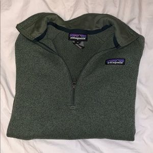 Patagonia forest green jacket